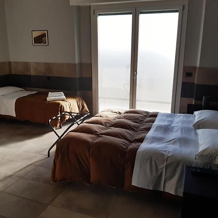 La Montrucca Camere Казелле-Торинезе Экстерьер фото